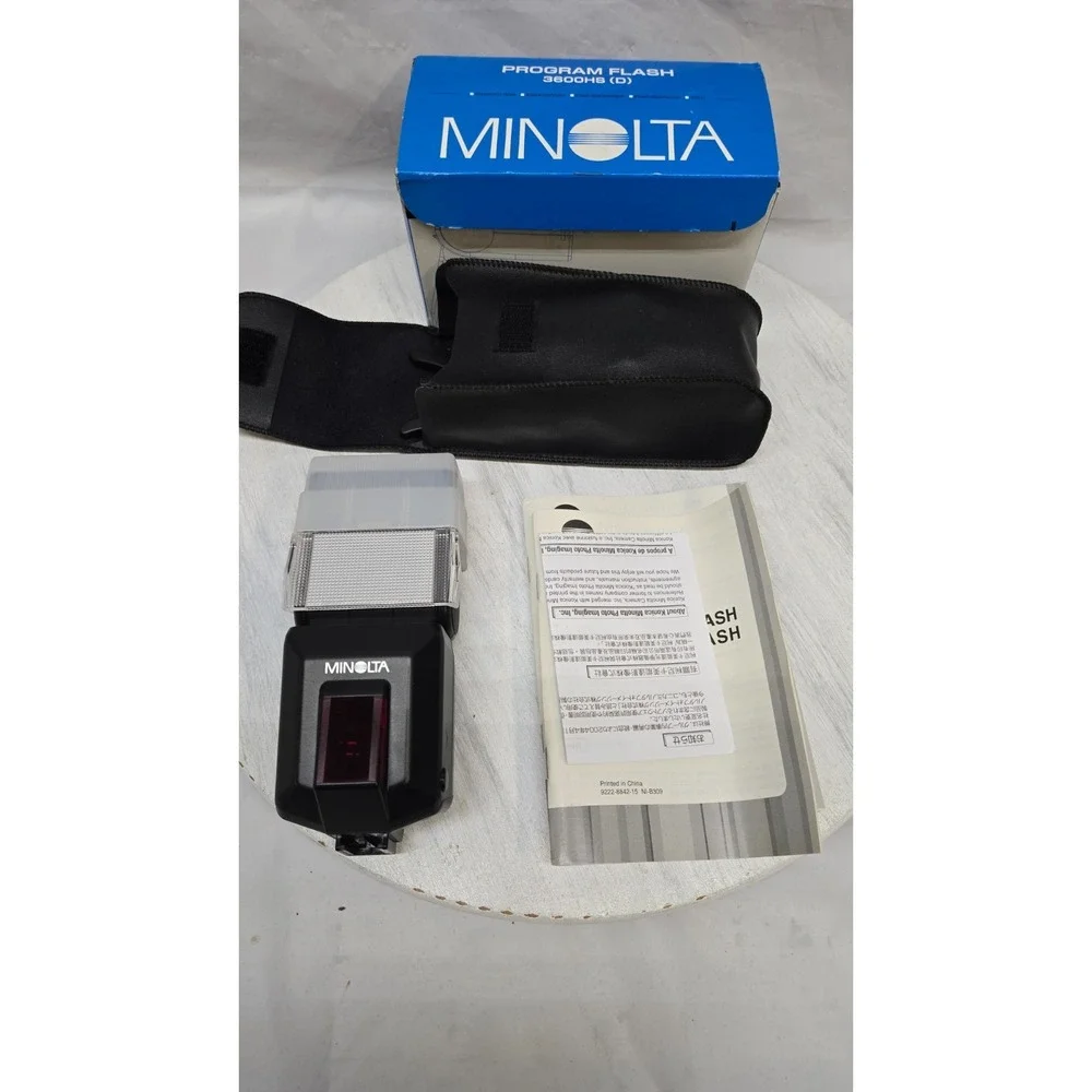 Konica Minolta DiMAGE Z3 Camera w/ Flash,Charger,Optika Lenses,Filters,Bag WORKS